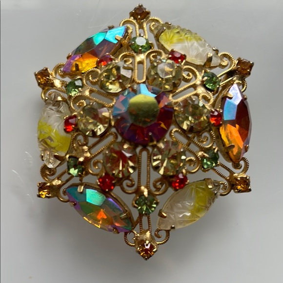 Vintage Juliana Delizza and Elster Uranium Rhinestone Golden Scroll-work Brooch - Picture 5 of 6